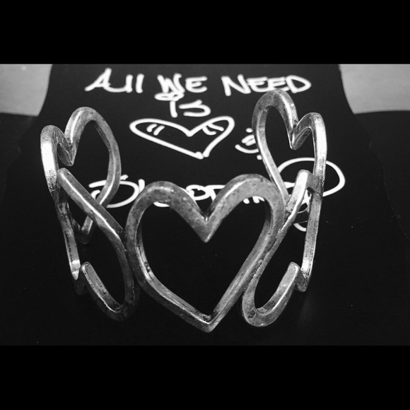 LUCKY BRAND OPEN BANGLE BRACELET - Picture 3 of 5